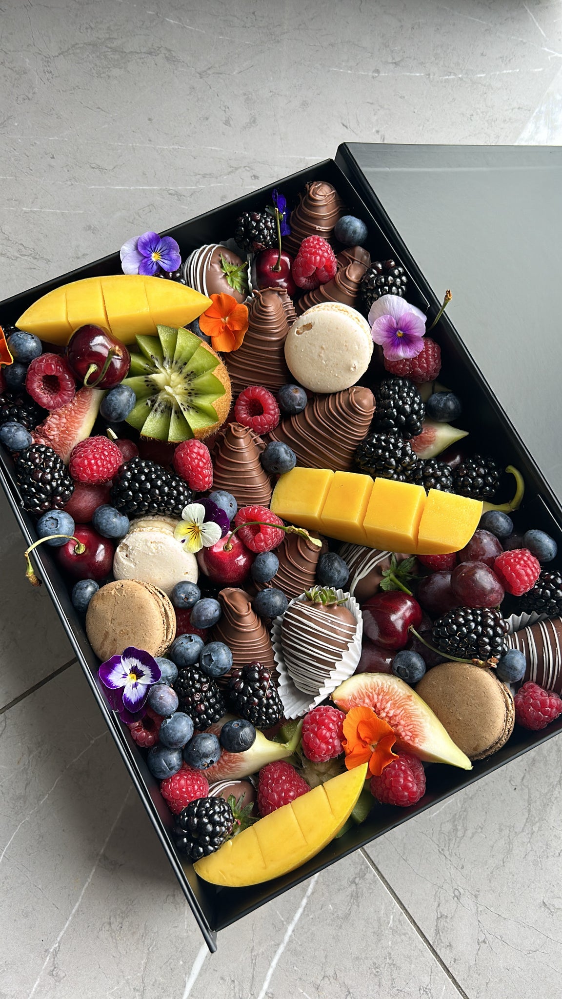 Fruit & chocolate