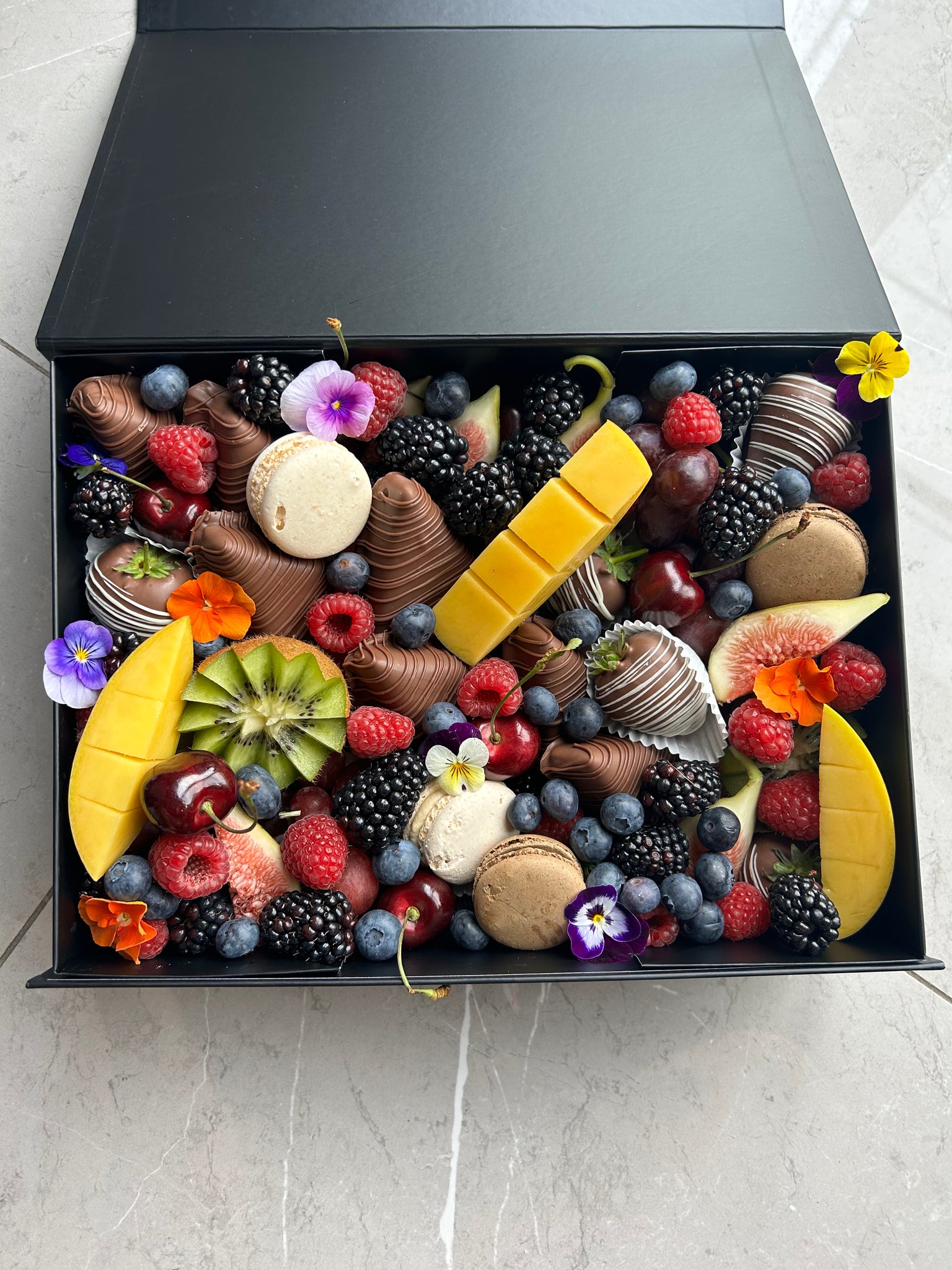 Valentine's Day Fruit & Chocolate Box